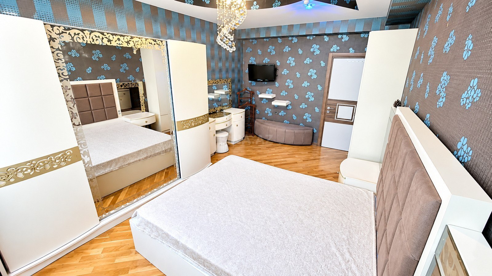 3 otaqlı Yeni tikili, Şah İsmayıl Xətai m., Bakı
