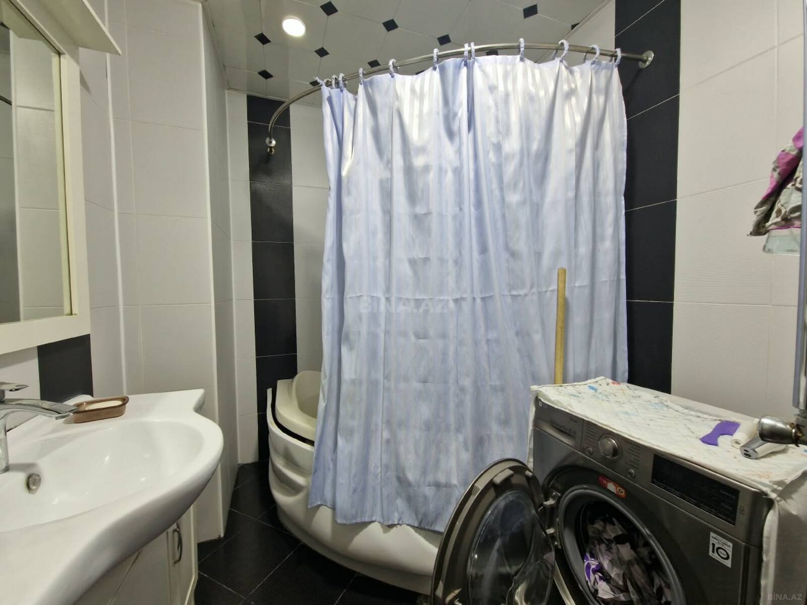 3 otaqlı Yeni tikili, Neftçilər m., Bakı
