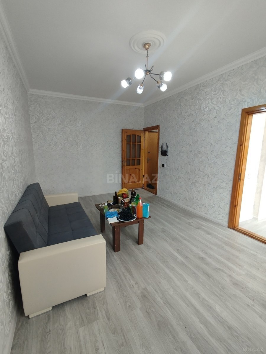 1 otaqlı Köhnə tikili, Memar Əcəmi m., Bakı
