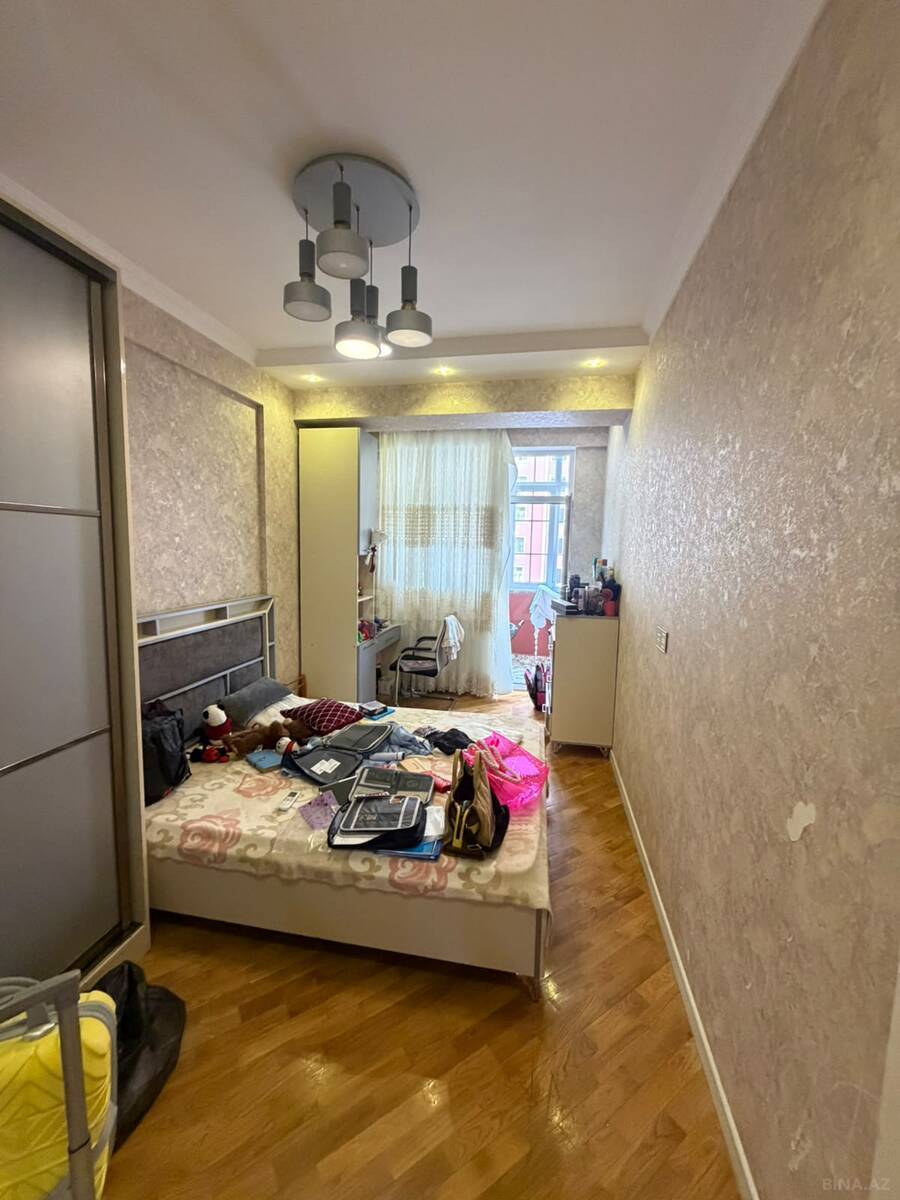 2 otaqlı Yeni tikili, 8-ci mikrorayon q., Bakı