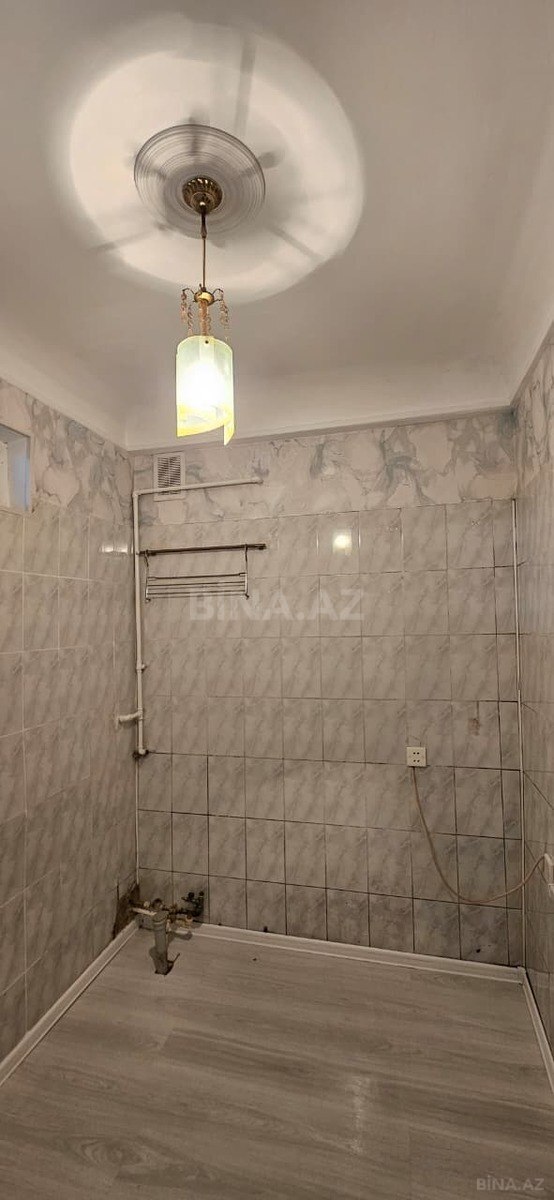 2 otaqlı Köhnə tikili, Bakıxanov q., Bakı