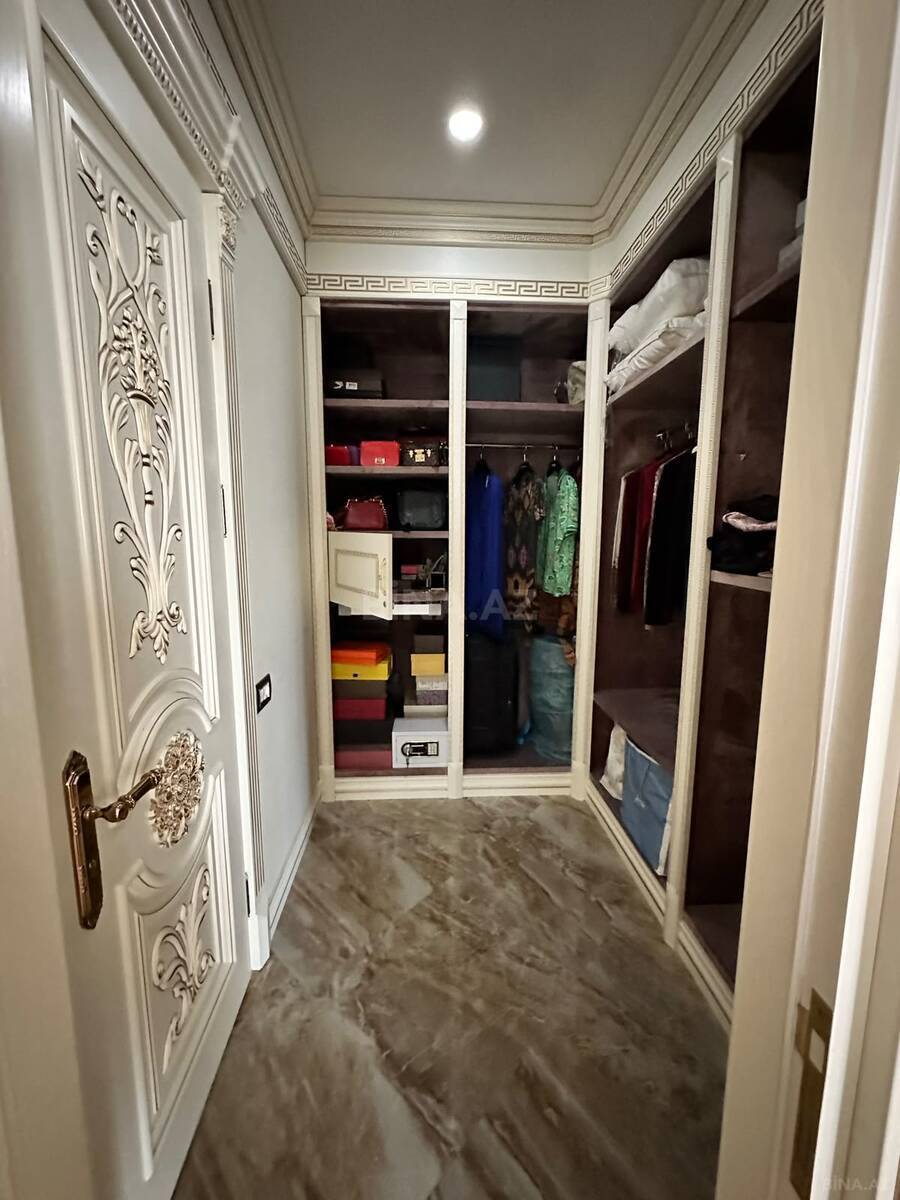 3 otaqlı Yeni tikili, 8 Noyabr m., Bakı