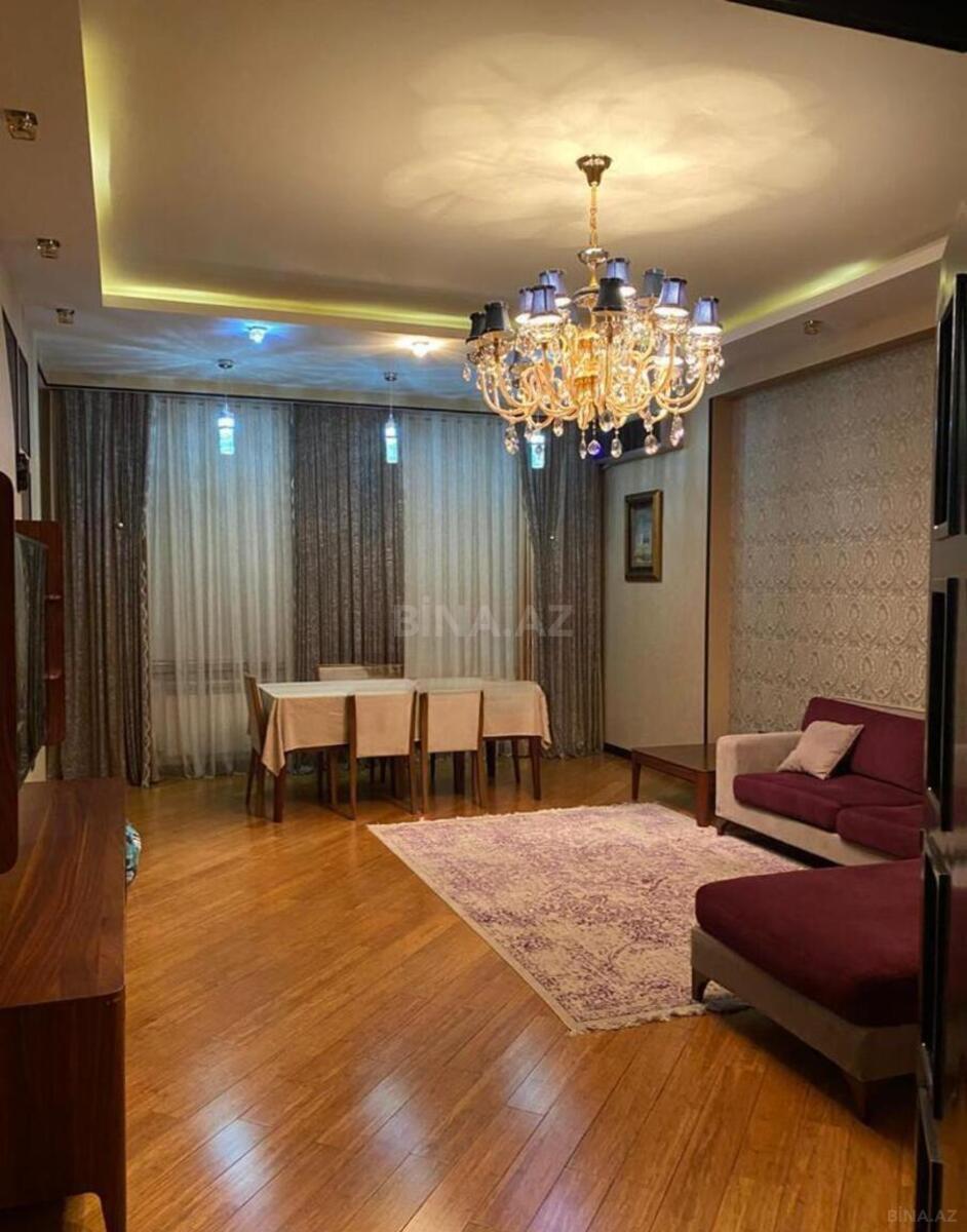 3 otaqlı Yeni tikili, İnşaatçılar m., Bakı