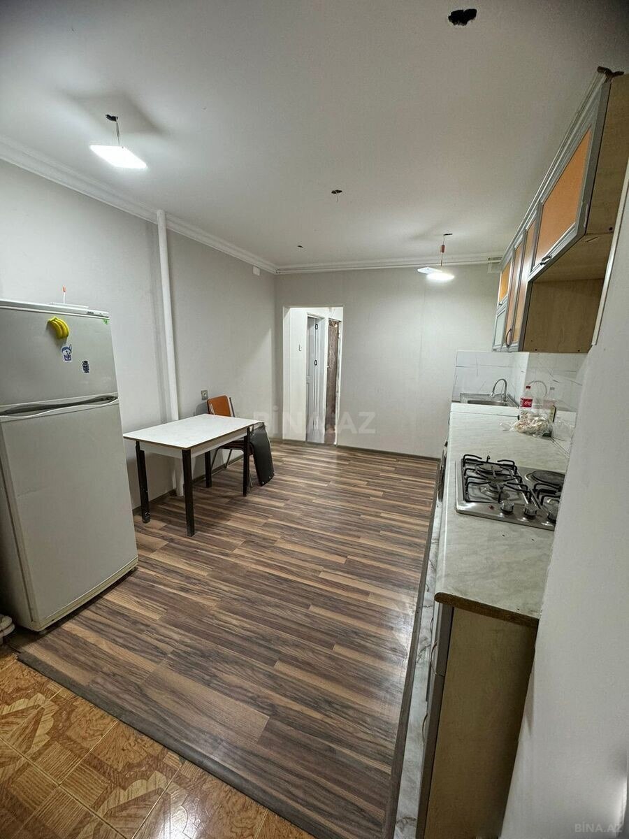 2 otaqlı Köhnə tikili, Xalqlar Dostluğu m., Bakı