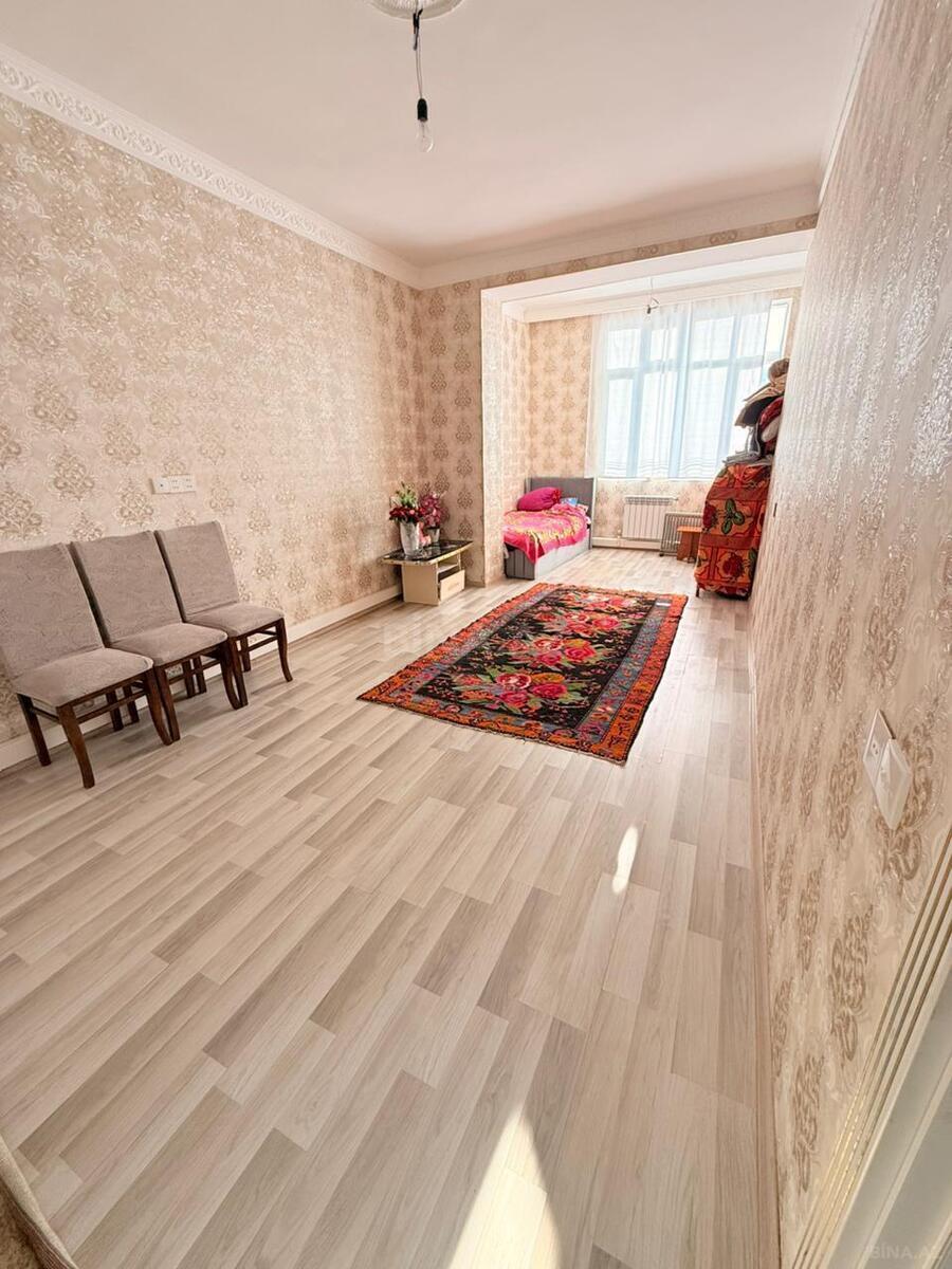3 otaqlı Köhnə tikili, Elmlər Akademiyası m., Bakı