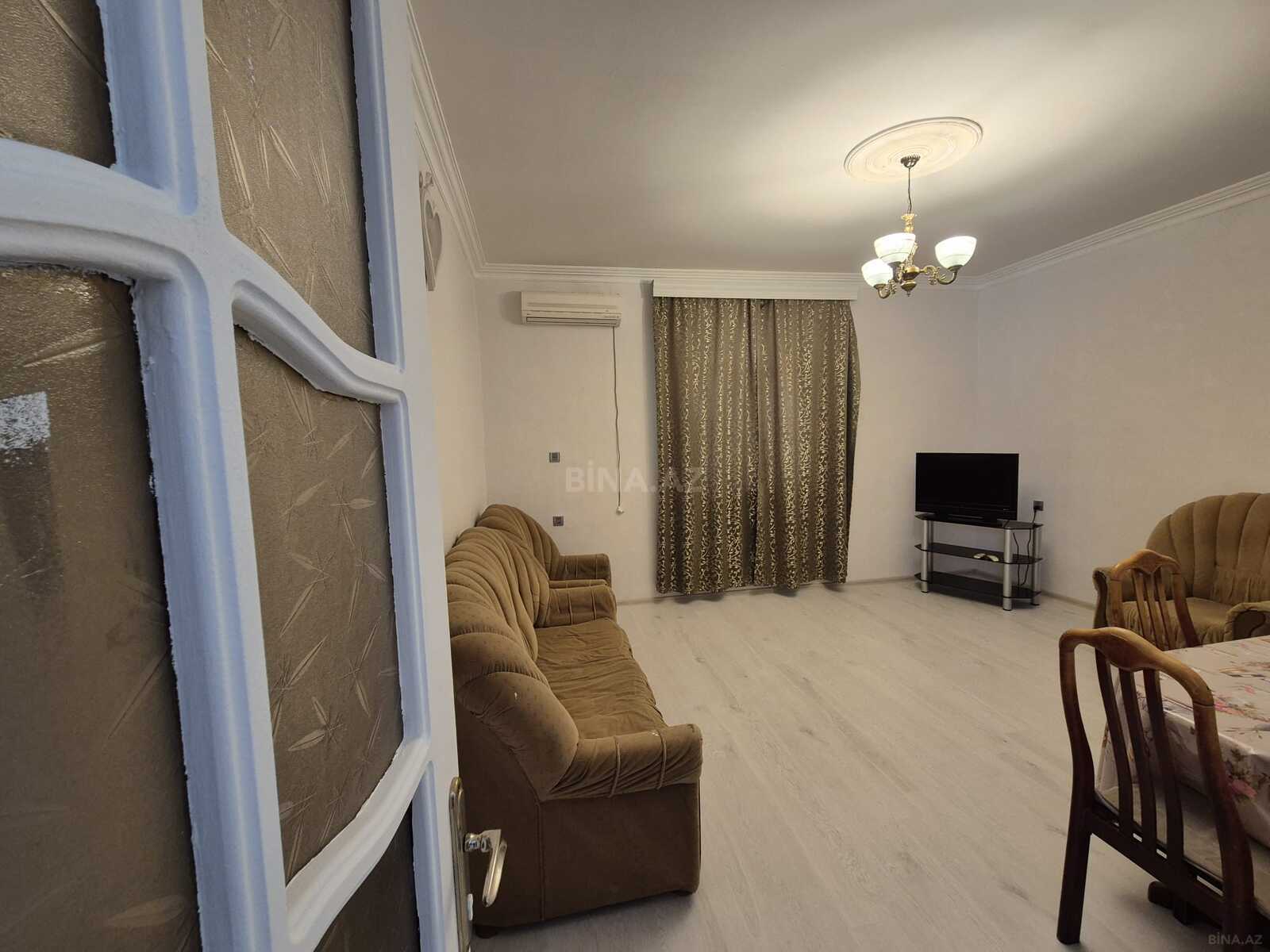 2 otaqlı Köhnə tikili, Sahil m., Bakı