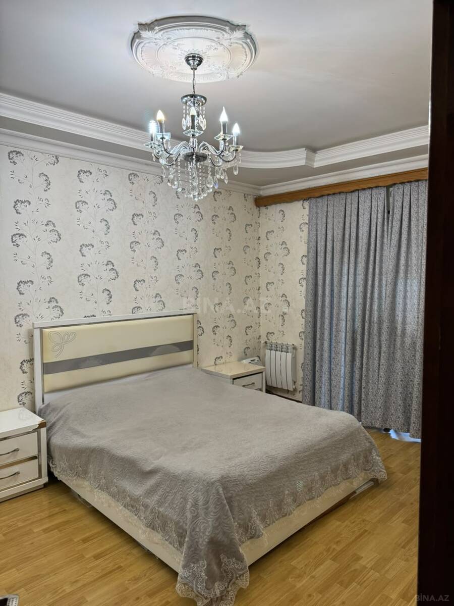 3 otaqlı Köhnə tikili, Neftçilər m., Bakı