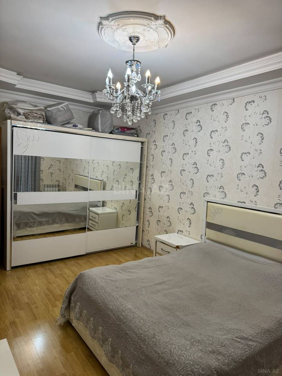 3 otaqlı Köhnə tikili, Neftçilər m., Bakı