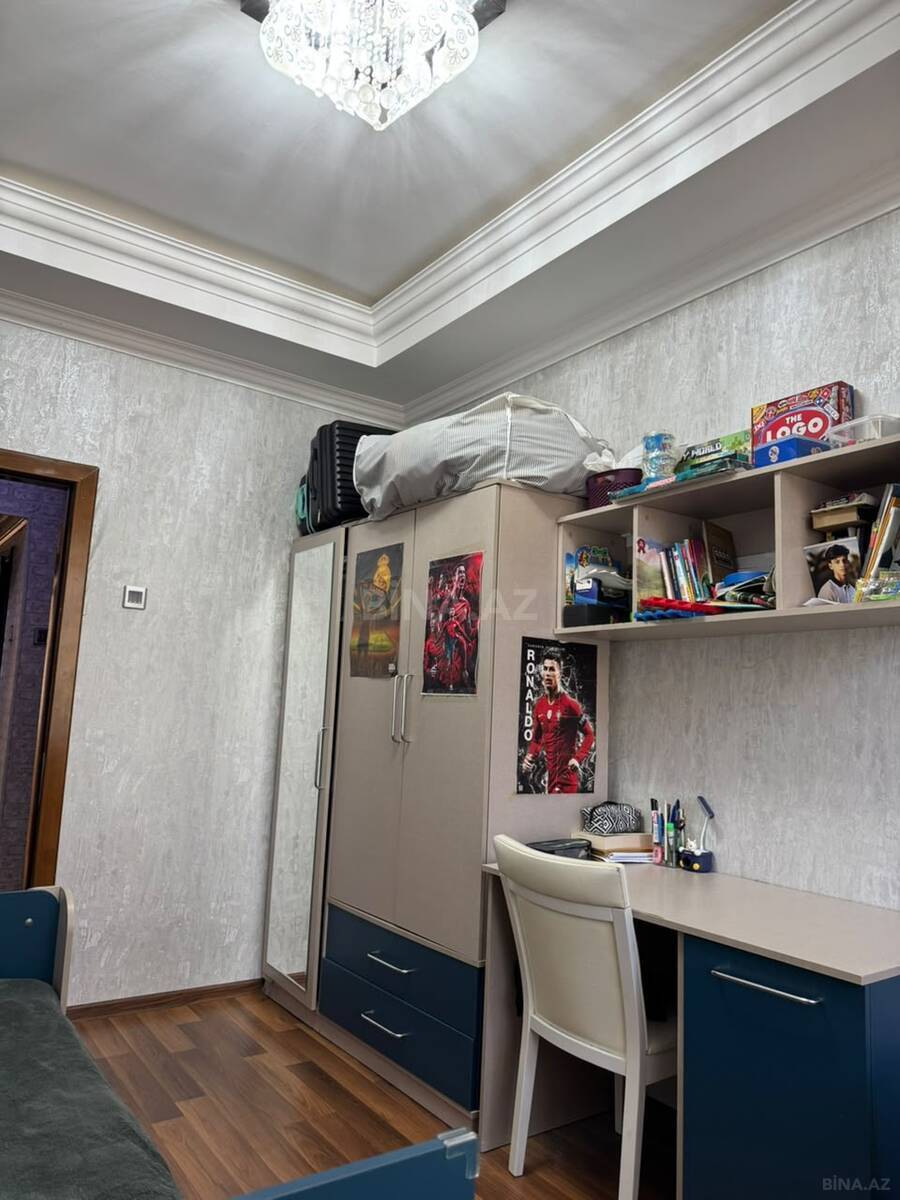 3 otaqlı Köhnə tikili, Neftçilər m., Bakı