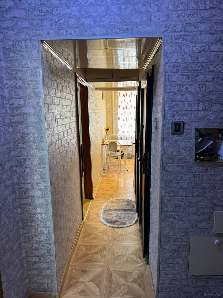 3 otaqlı Köhnə tikili, Neftçilər m., Bakı