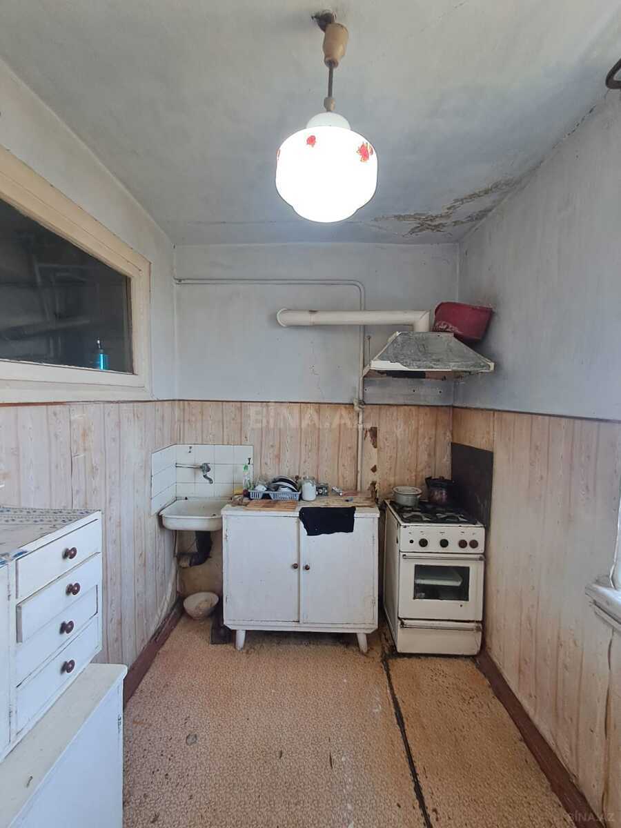 2 otaqlı Köhnə tikili, Həzi Aslanov q., Bakı