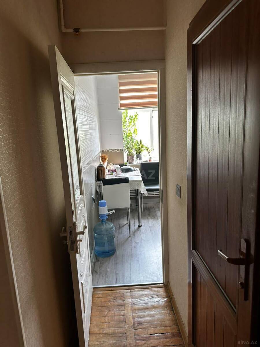 4 otaqlı Köhnə tikili, İnşaatçılar m., Bakı