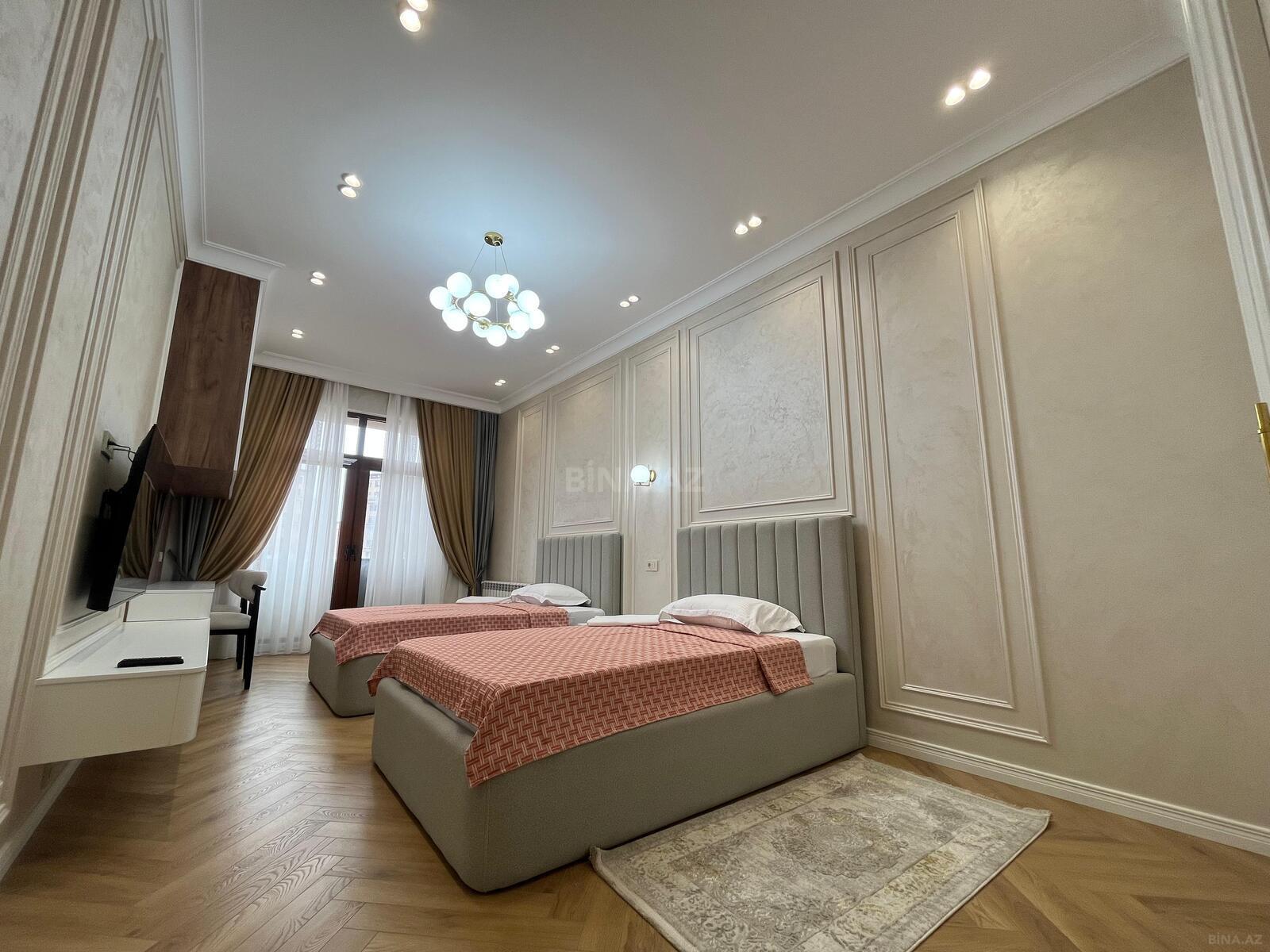 4 otaqlı Yeni tikili, Nizami m., Bakı