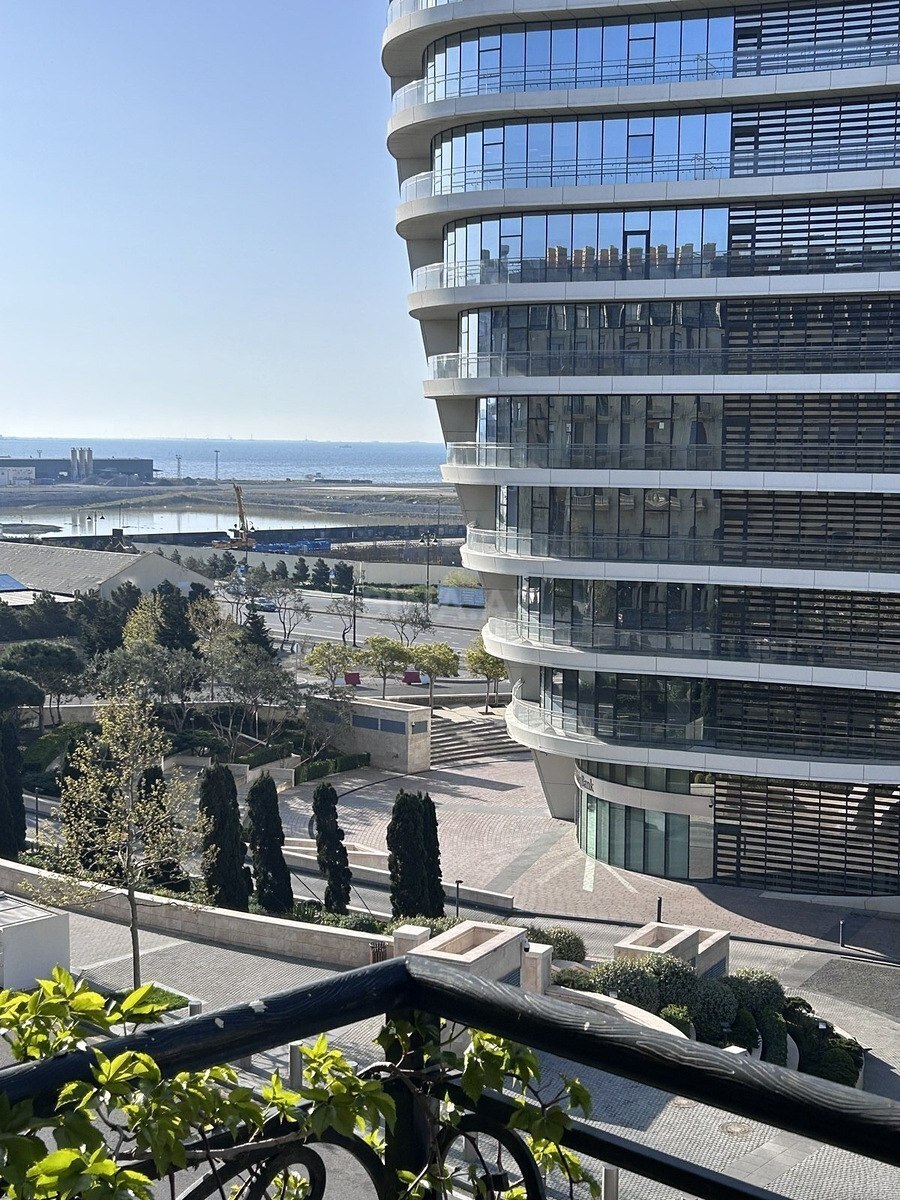 3 otaqlı Yeni tikili, Ağ şəhər q., Bakı