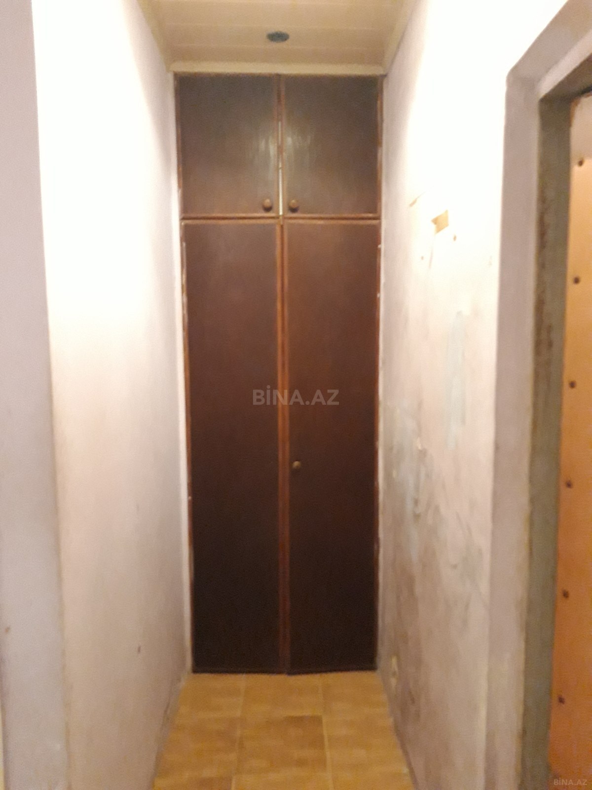 2 otaqlı Köhnə tikili, Şah İsmayıl Xətai m., Bakı