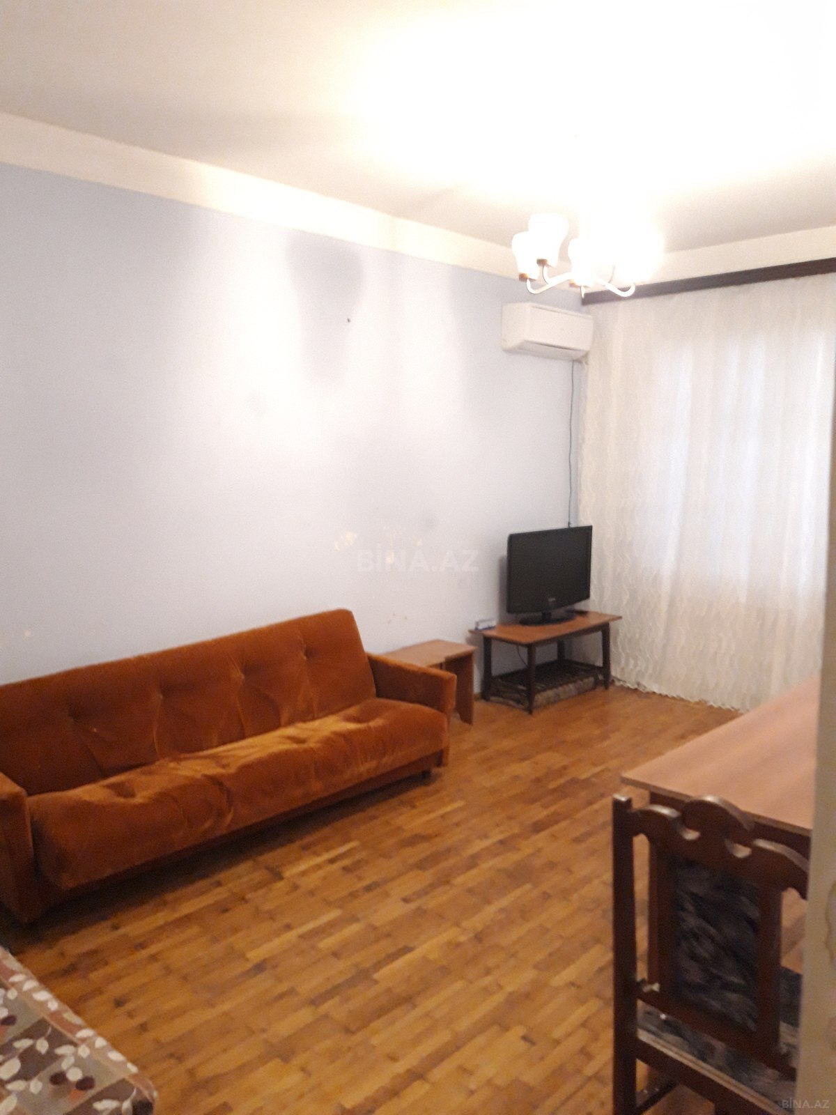 2 otaqlı Köhnə tikili, Şah İsmayıl Xətai m., Bakı