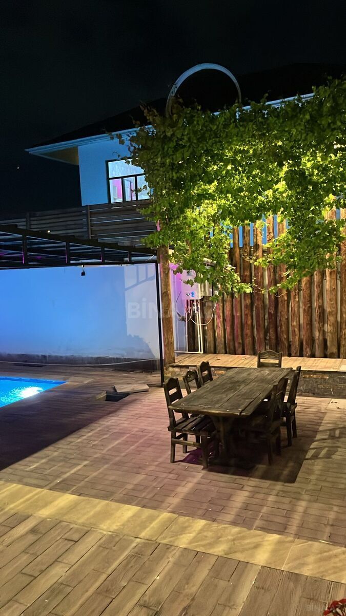 5 otaqlı Həyət evi/Bağ evi, Şüvəlan q., Bakı