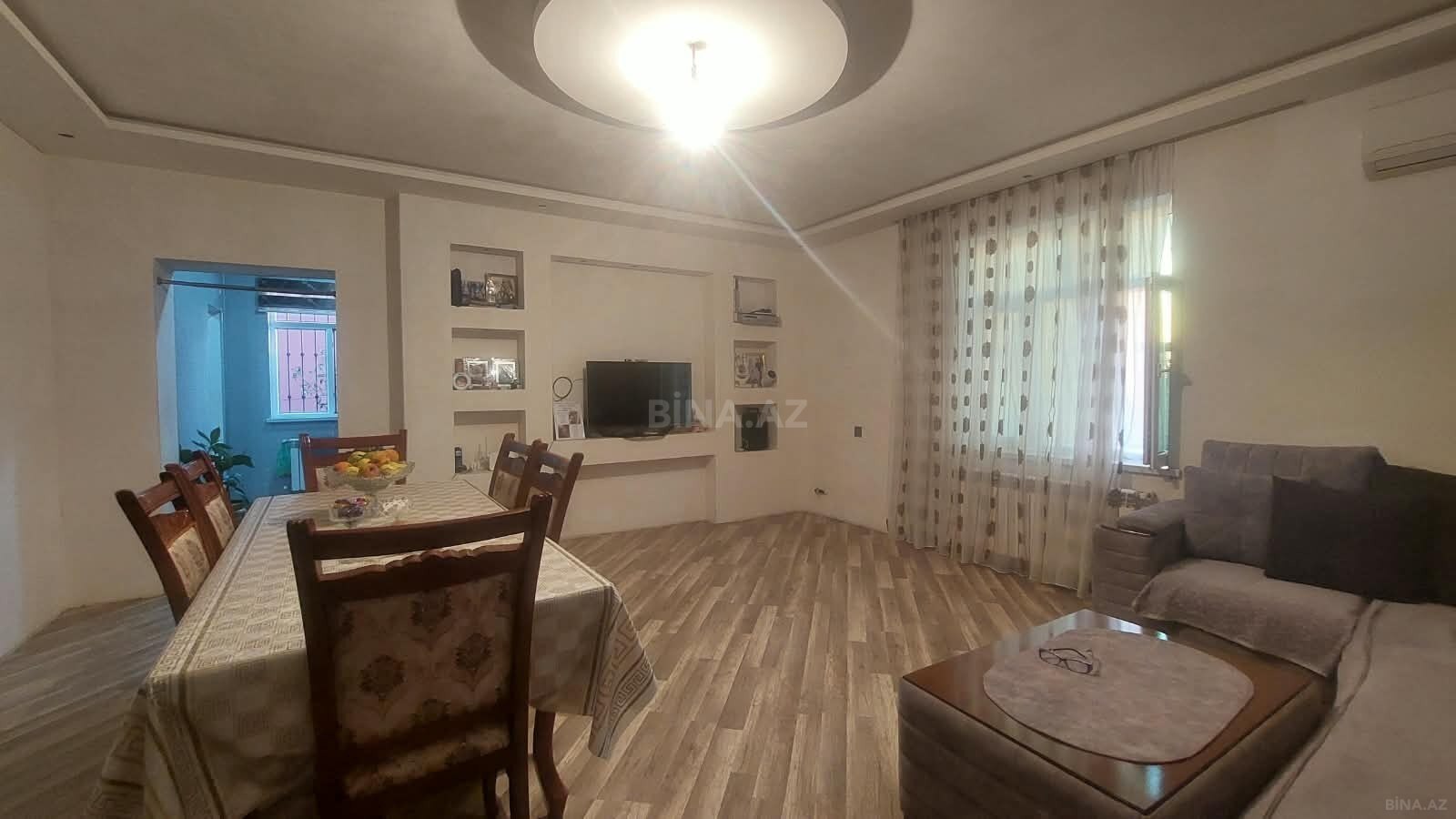 4 otaqlı Həyət evi/Bağ evi, Qaraçuxur q., Bakı