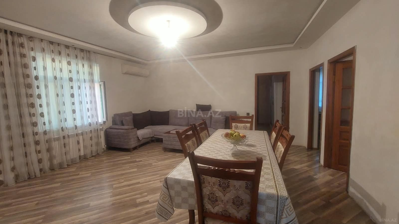 4 otaqlı Həyət evi/Bağ evi, Qaraçuxur q., Bakı