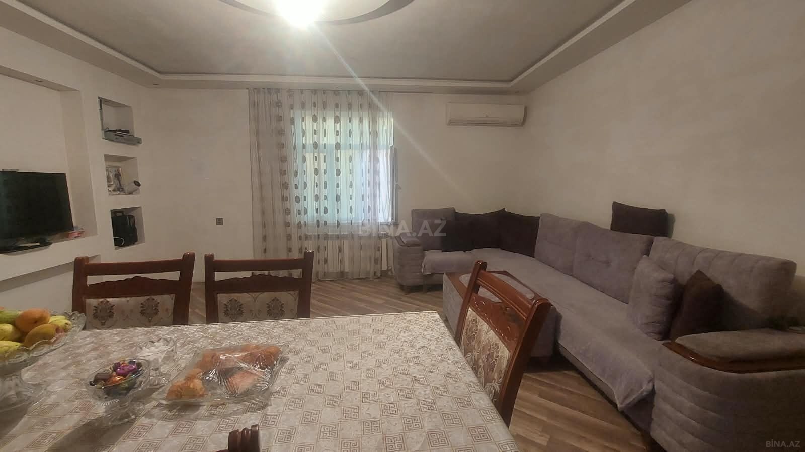 4 otaqlı Həyət evi/Bağ evi, Qaraçuxur q., Bakı