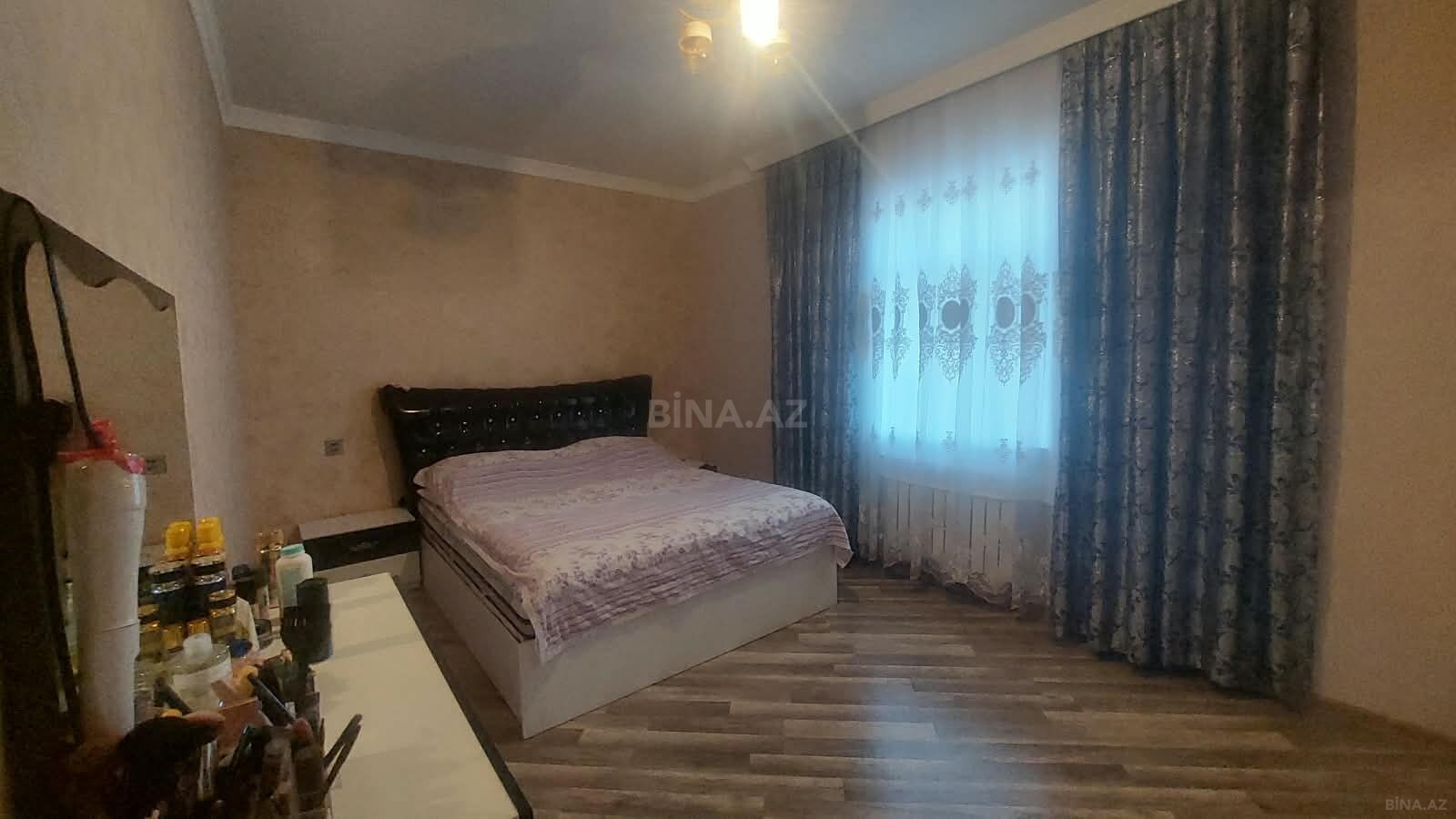 4 otaqlı Həyət evi/Bağ evi, Qaraçuxur q., Bakı