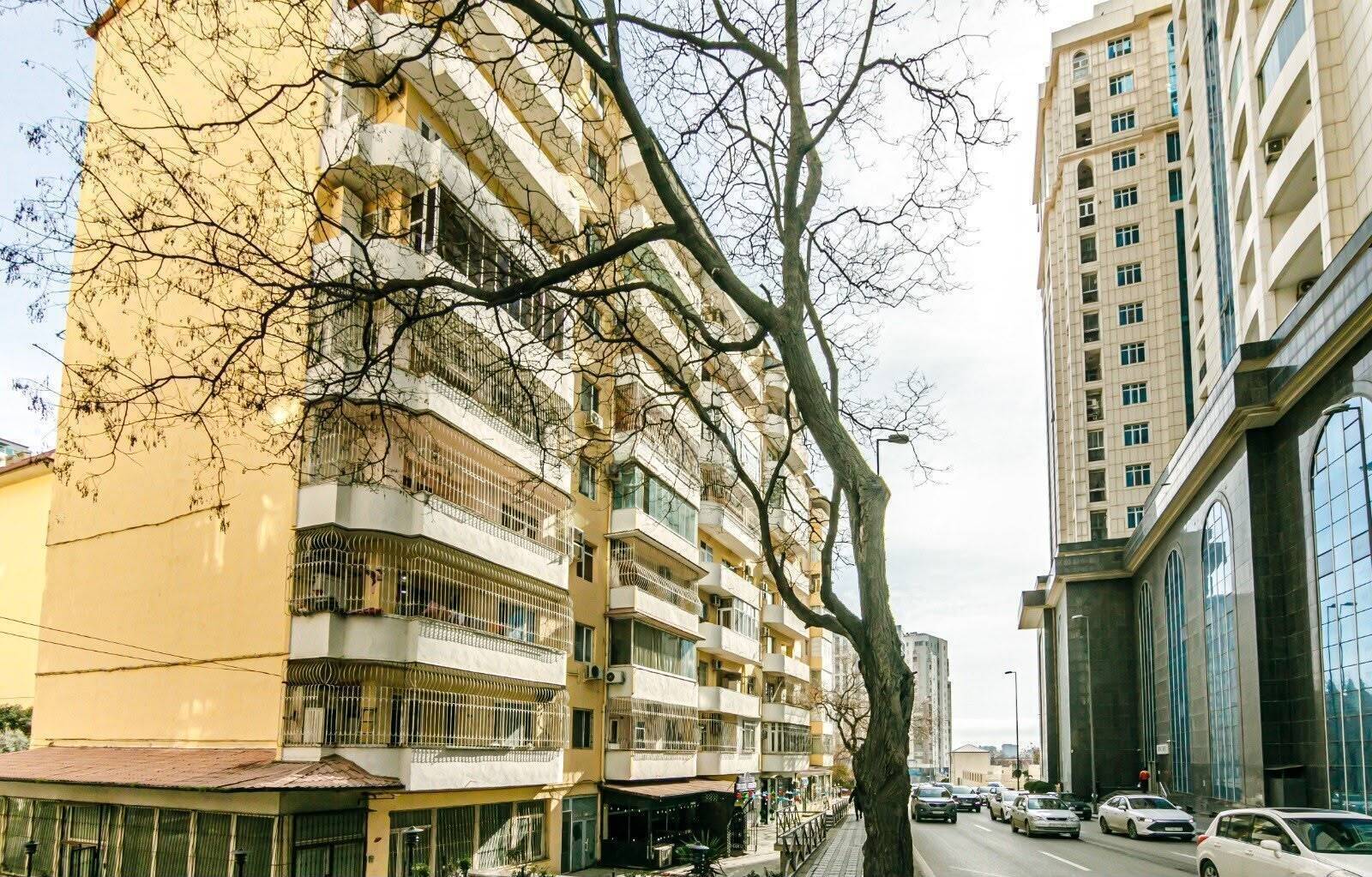 3 otaqlı Yeni tikili, Nizami m., Bakı
