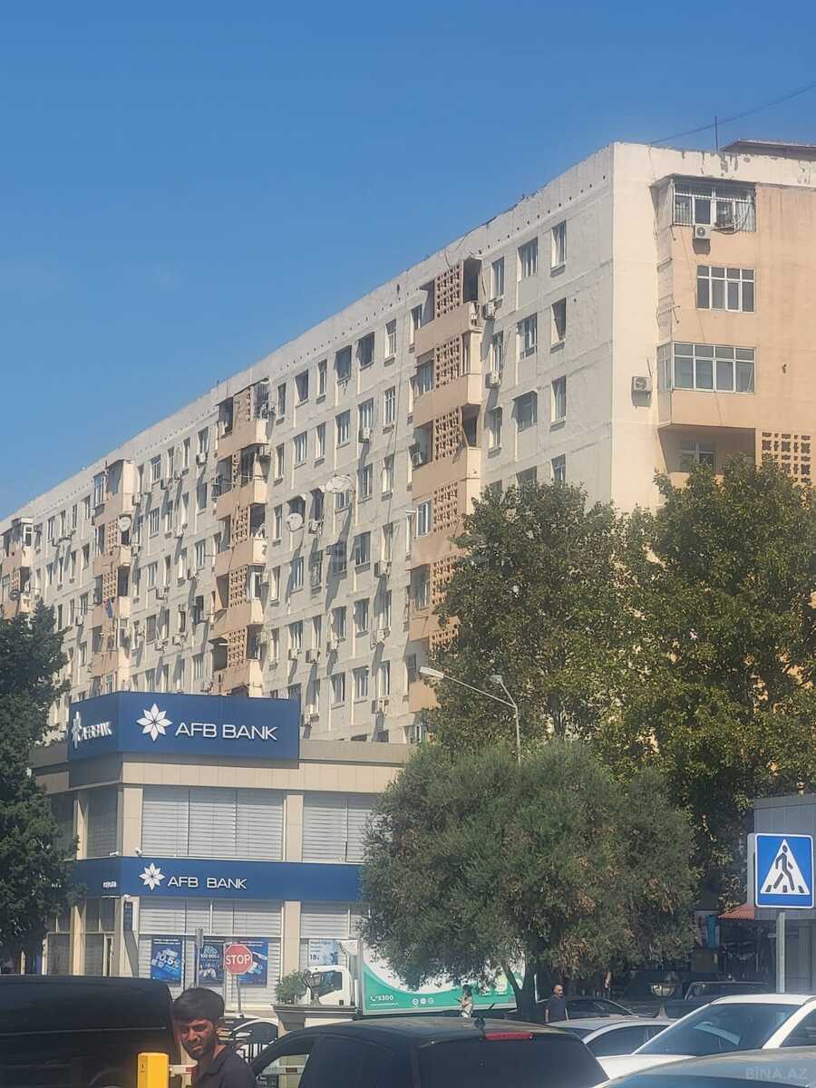 2 otaqlı Köhnə tikili, Qara Qarayev m., Bakı