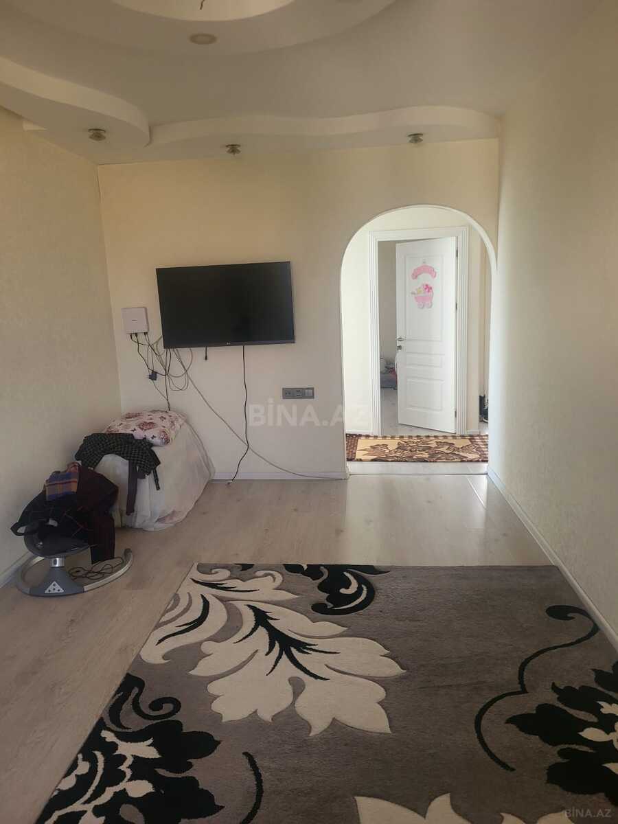 2 otaqlı Köhnə tikili, Qara Qarayev m., Bakı