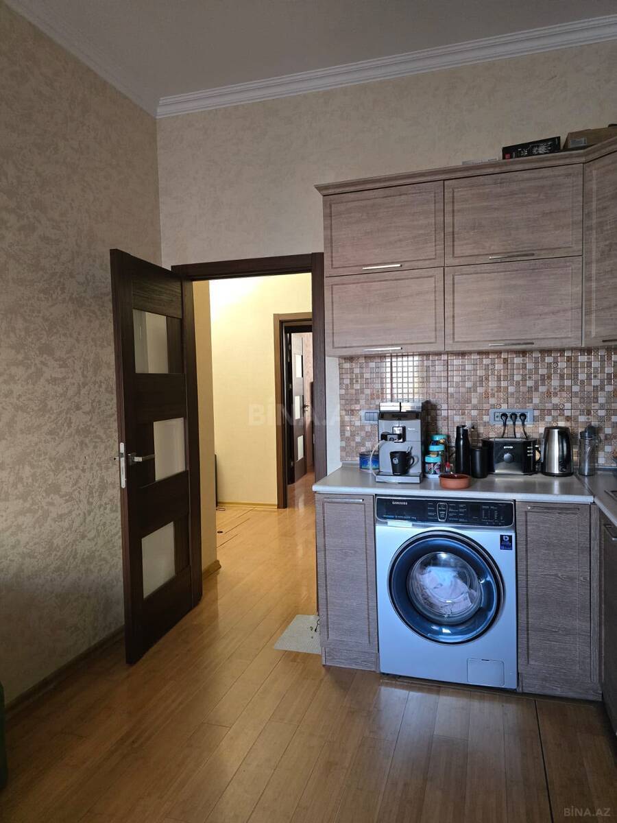 3 otaqlı Yeni tikili, Qara Qarayev m., Bakı