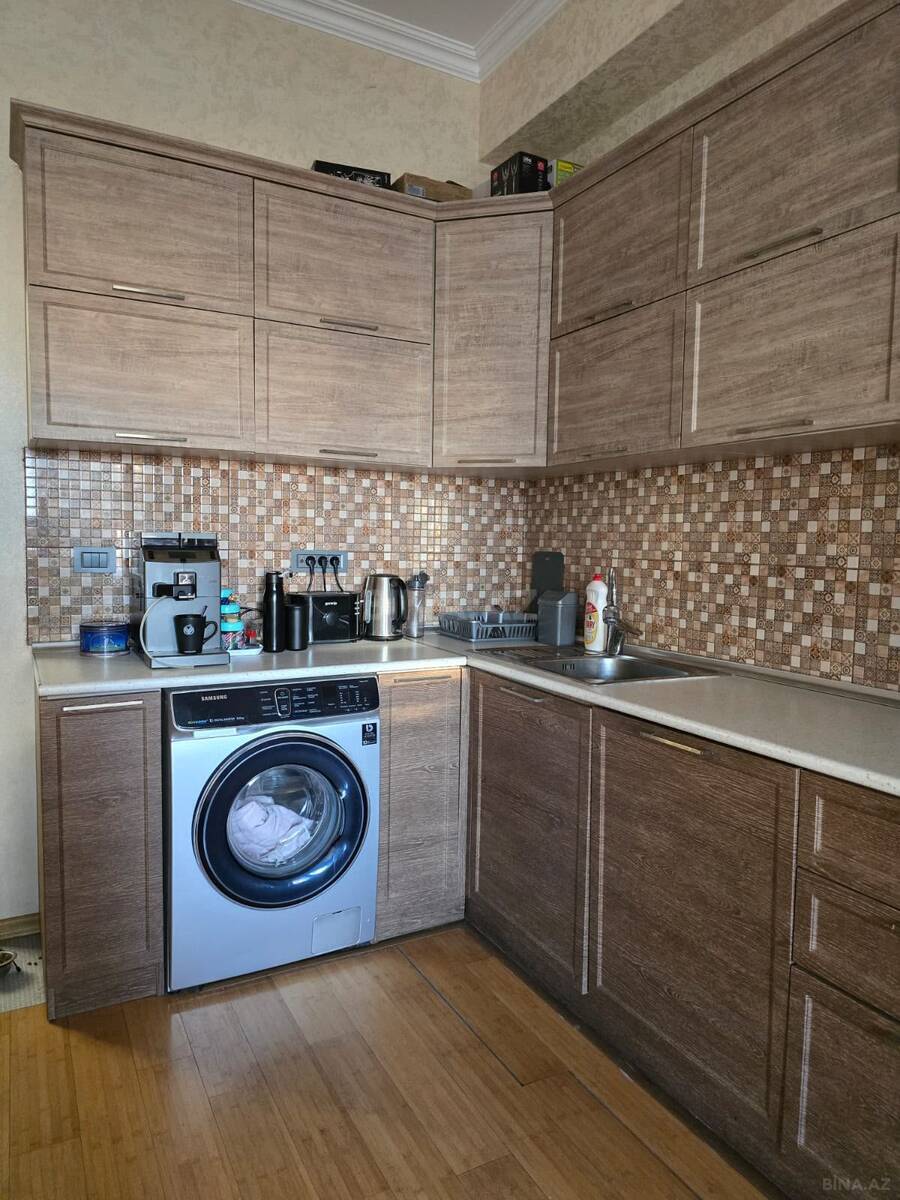 3 otaqlı Yeni tikili, Qara Qarayev m., Bakı