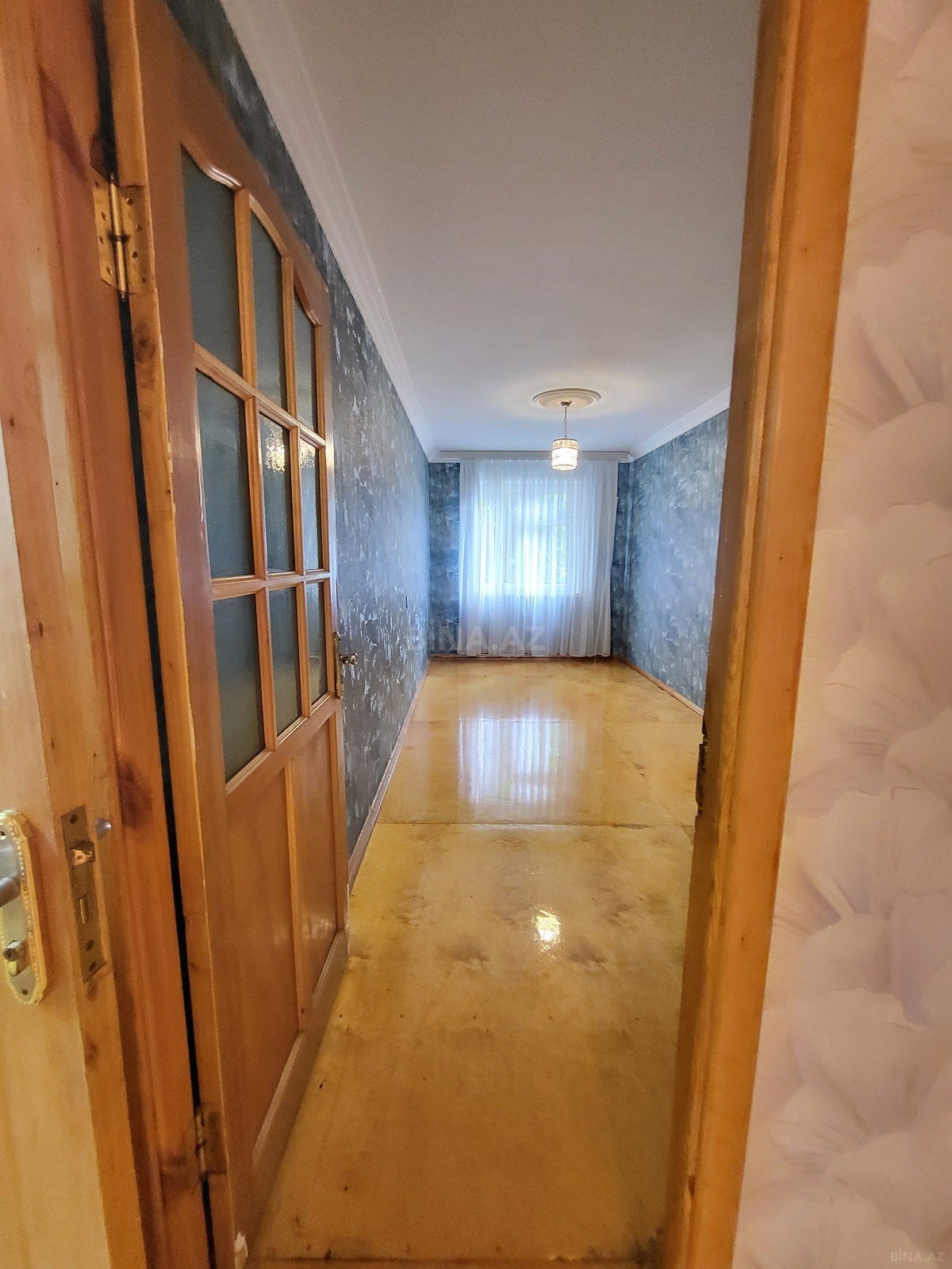 2 otaqlı Köhnə tikili, Neftçilər m., Bakı