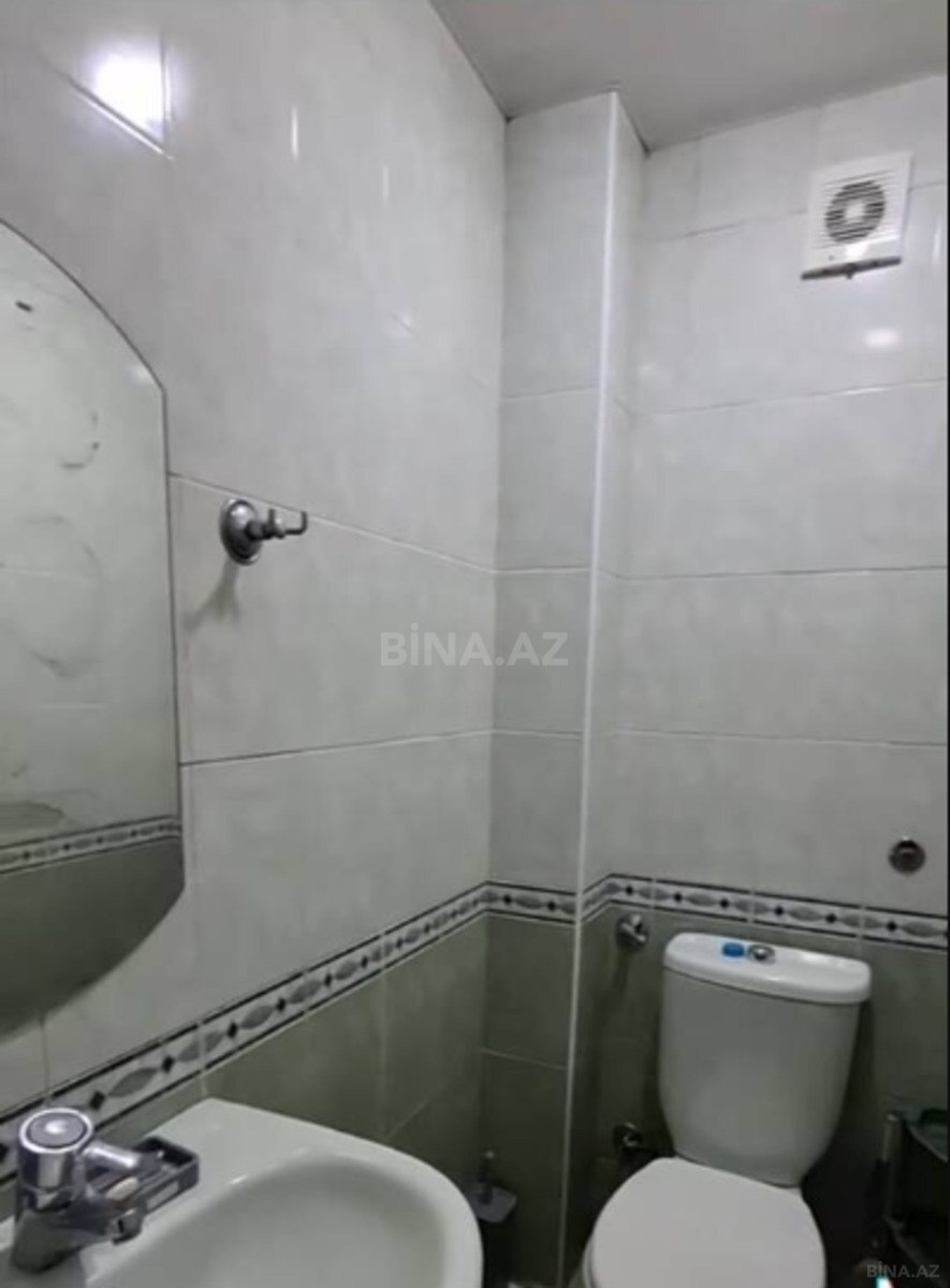 3 otaqlı Köhnə tikili, Elmlər Akademiyası m., Bakı