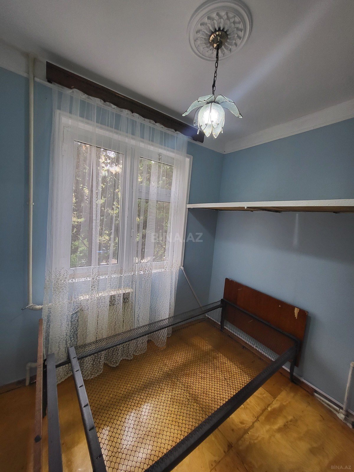 2 otaqlı Köhnə tikili, Neftçilər m., Bakı