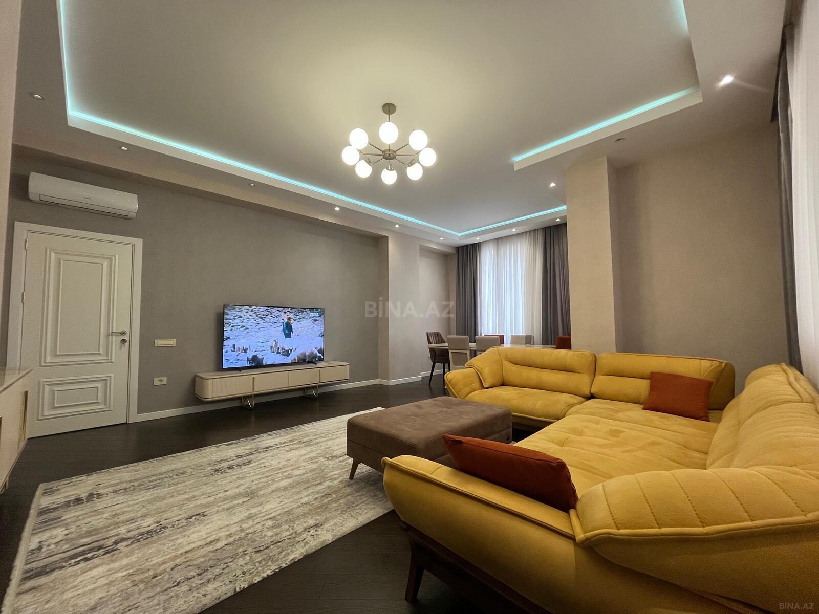 3 otaqlı Yeni tikili, Nizami m., Bakı
