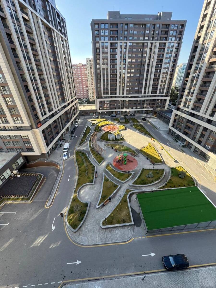 4 otaqlı Yeni tikili, Şah İsmayıl Xətai m., Bakı