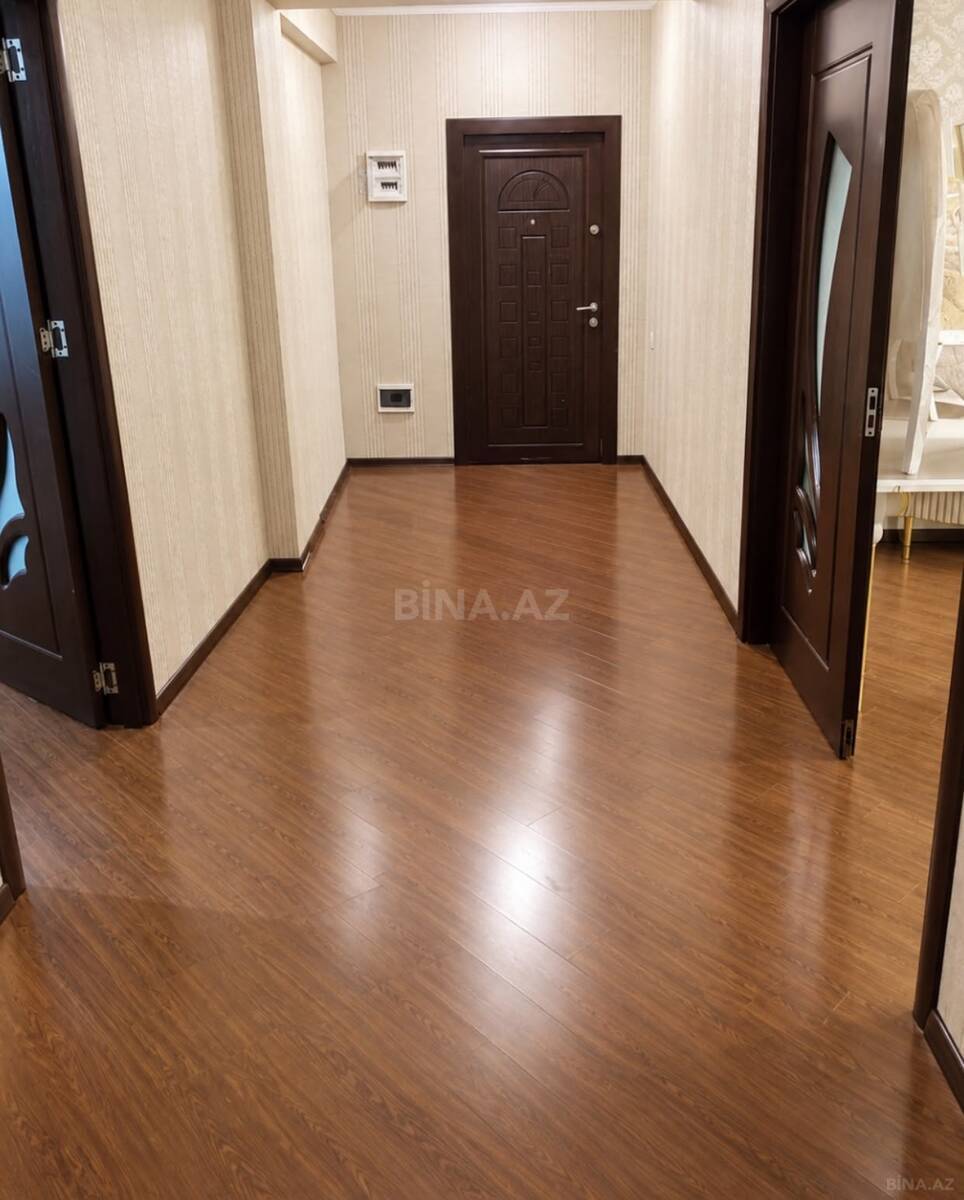 3 otaqlı Yeni tikili, İnşaatçılar m., Bakı
