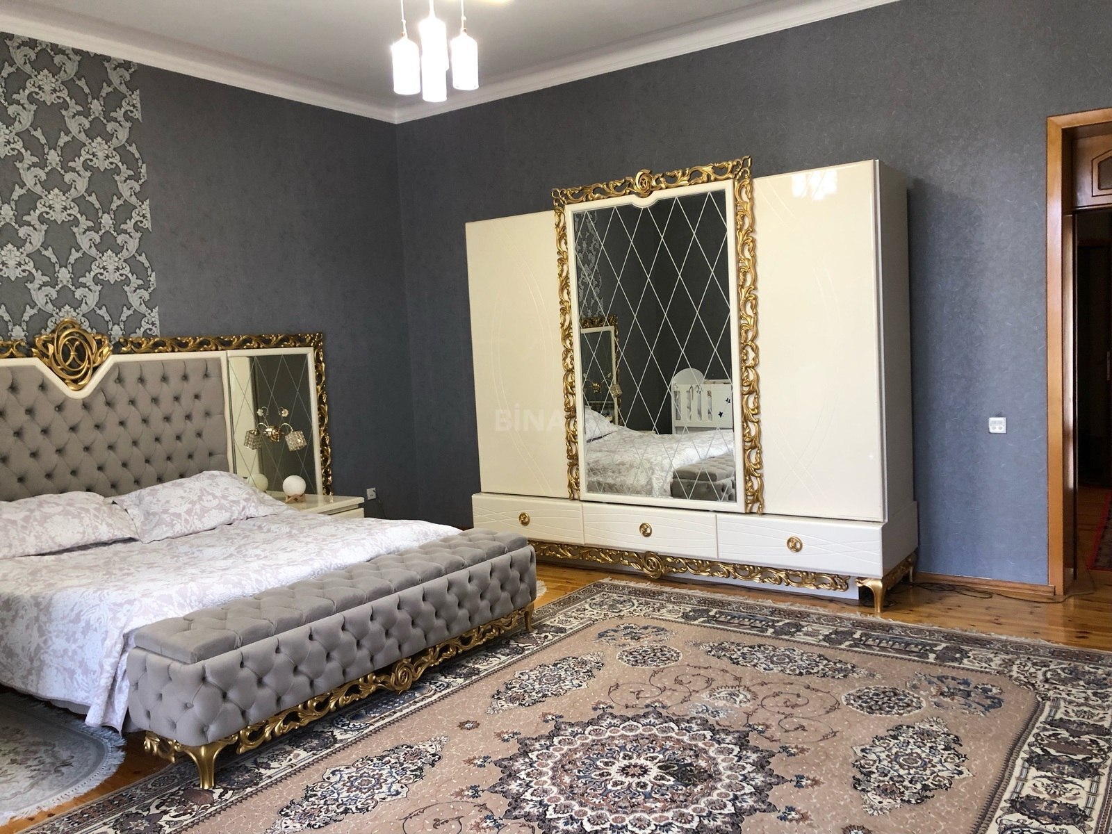 10 otaqlı Həyət evi/Bağ evi, Qara Qarayev m., Bakı