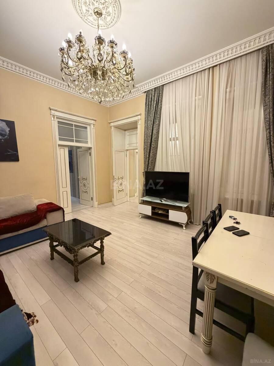 5 otaqlı Köhnə tikili, Sahil m., Bakı