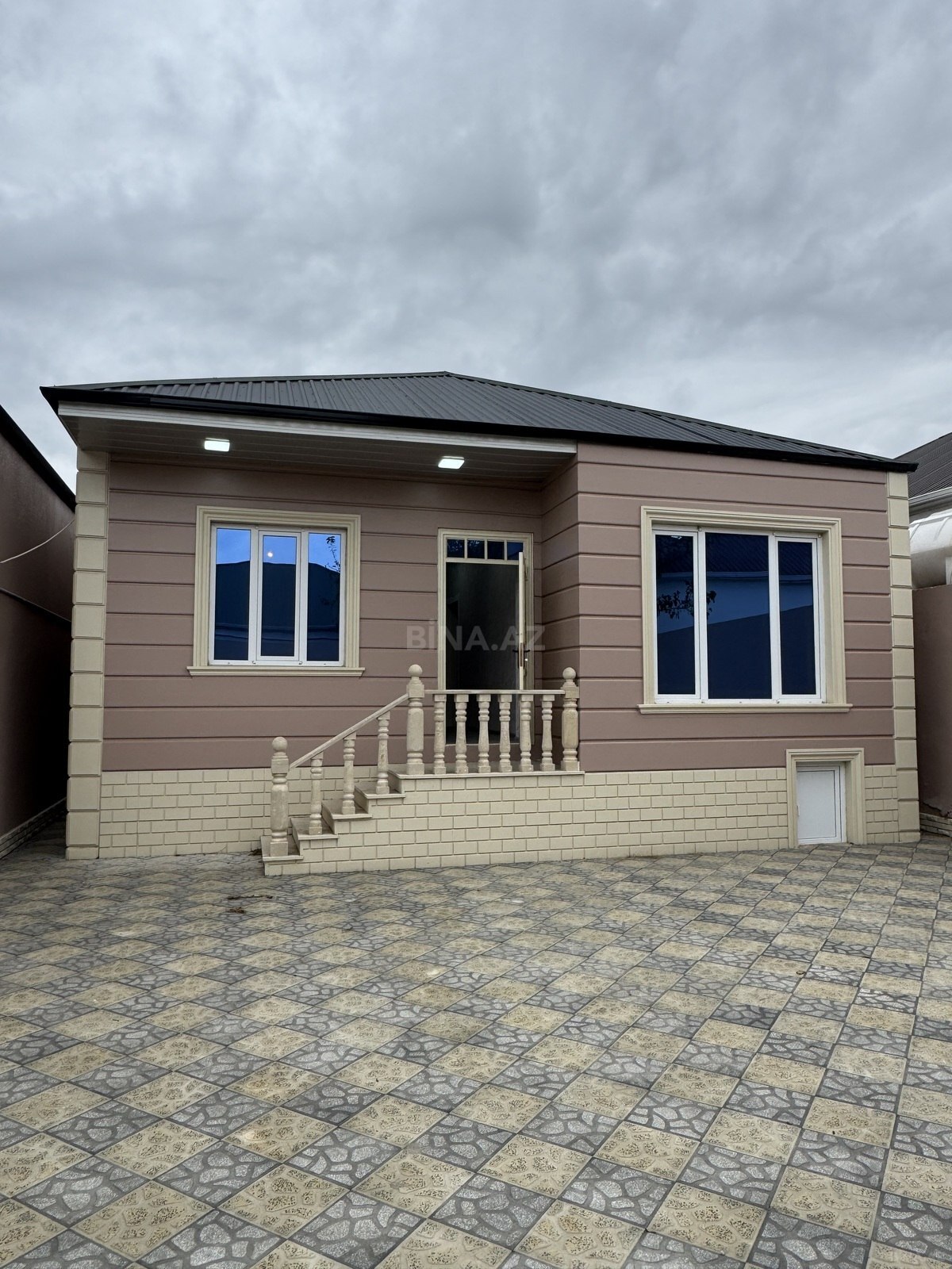 4 otaqlı Həyət evi/Bağ evi, Binə q., Bakı