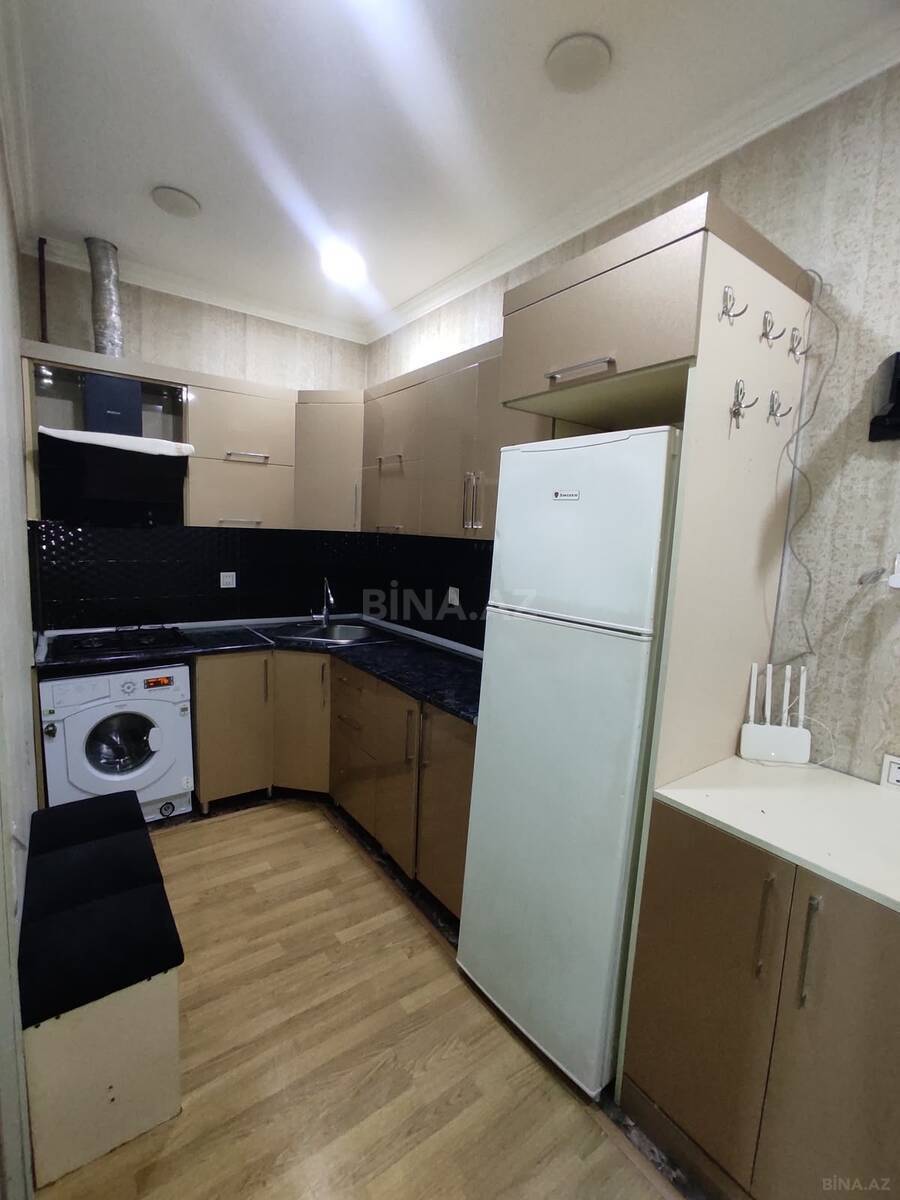 3 otaqlı Yeni tikili, Xırdalan