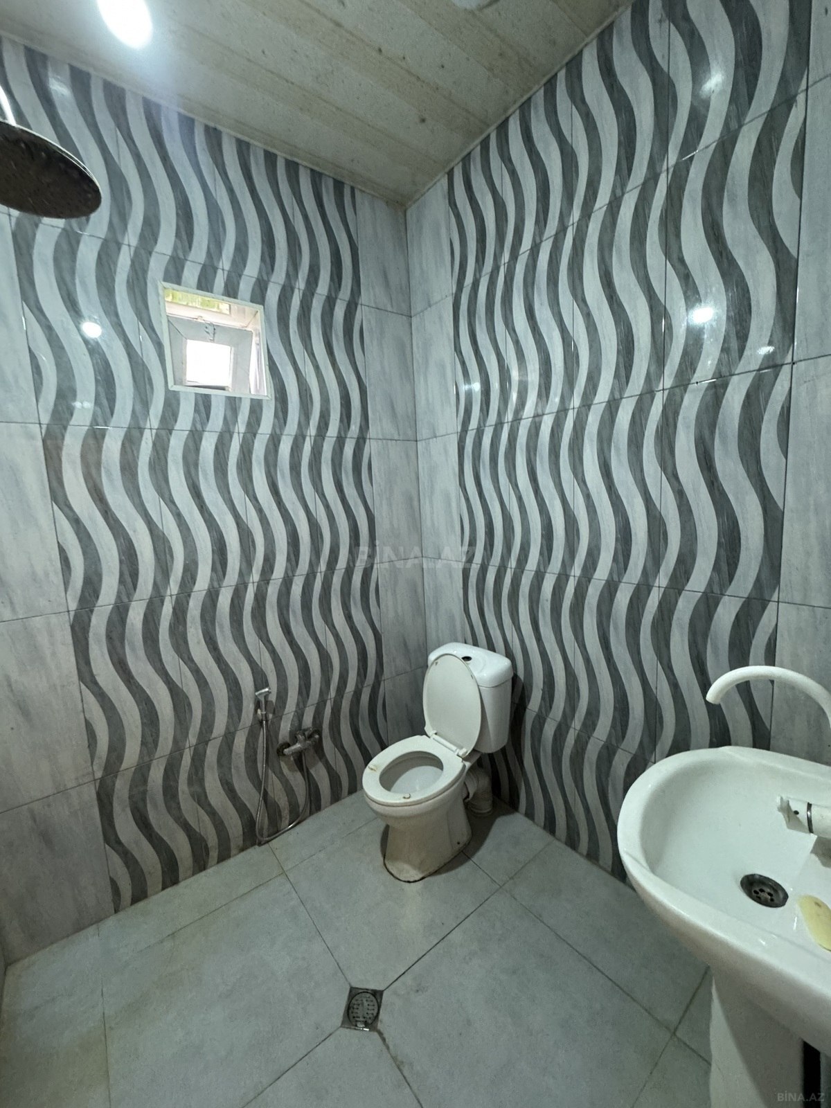 3 otaqlı Həyət evi/Bağ evi, Binə q., Bakı