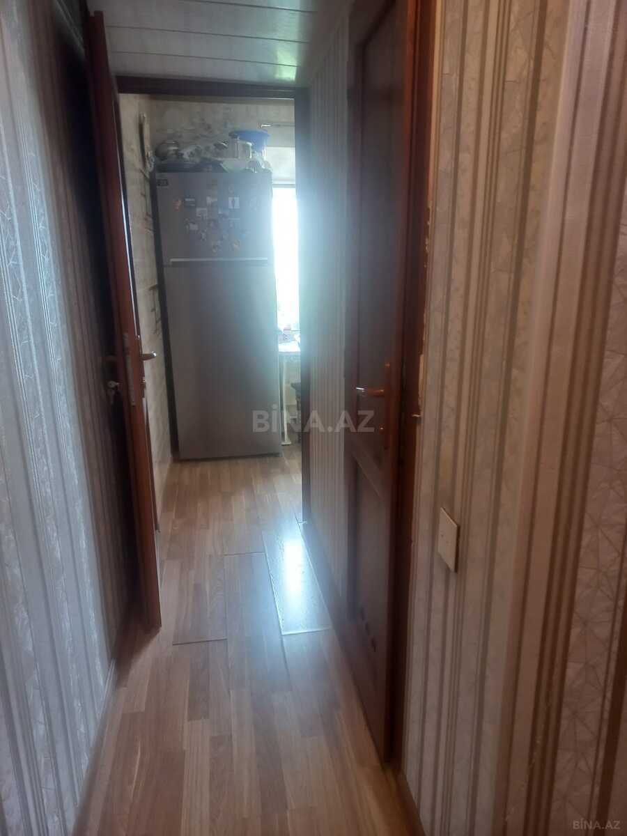 3 otaqlı Köhnə tikili, Qara Qarayev m., Bakı