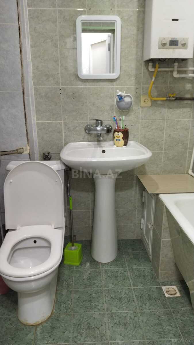 2 otaqlı Köhnə tikili, Elmlər Akademiyası m., Bakı