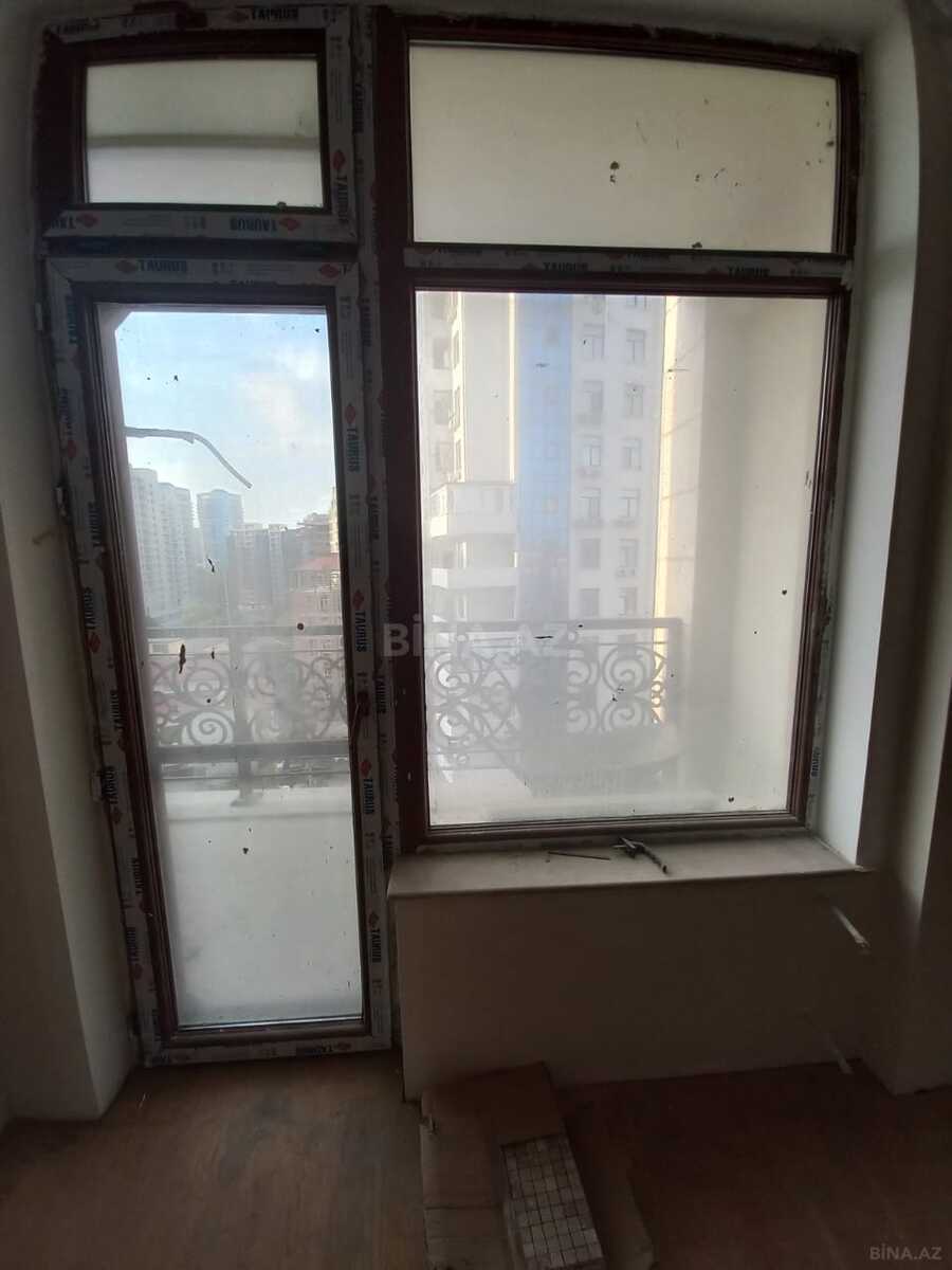 3 otaqlı Yeni tikili, 28 May m., Bakı