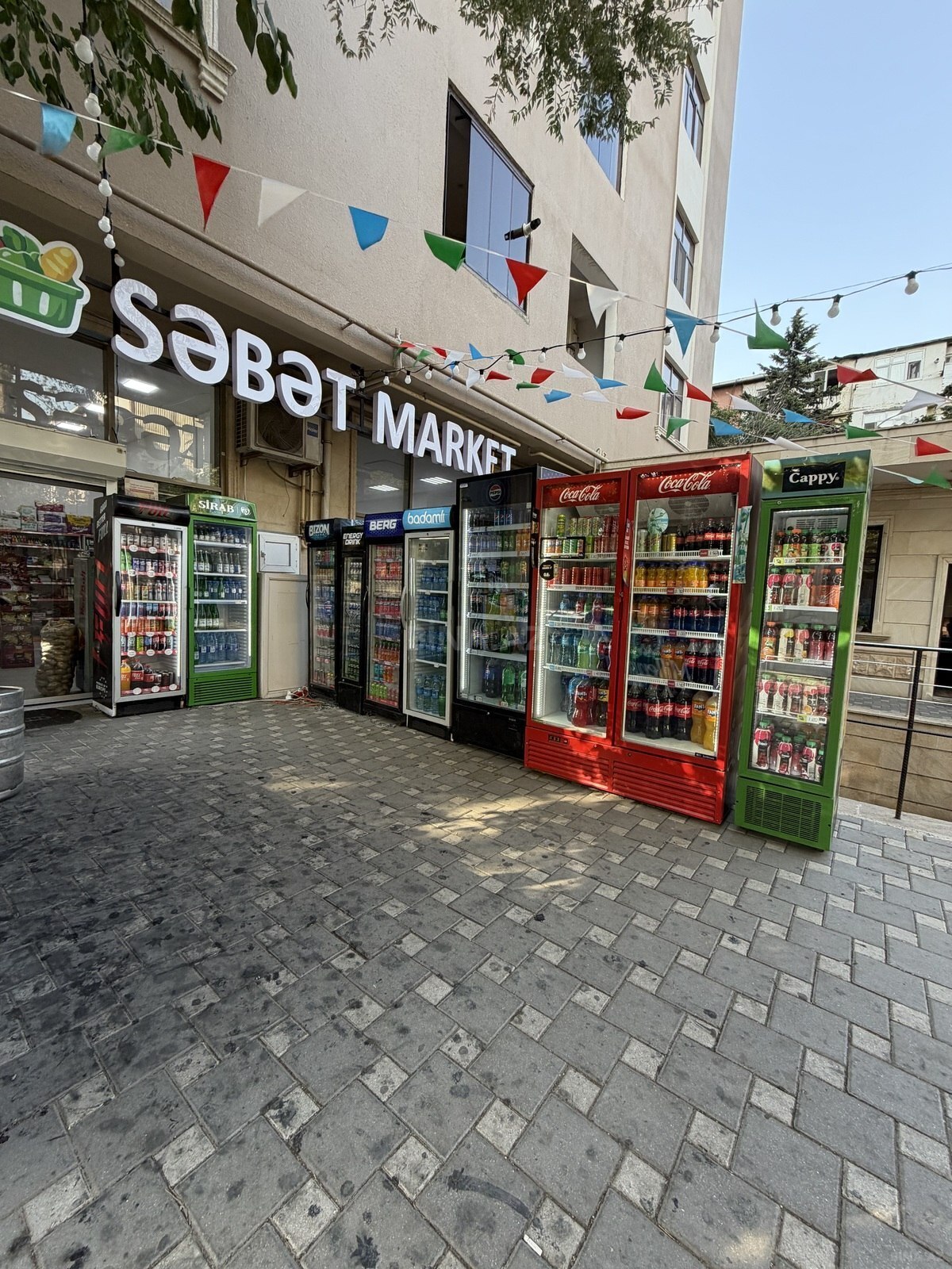 Obyekt Memar Əcəmi m., Bakı
