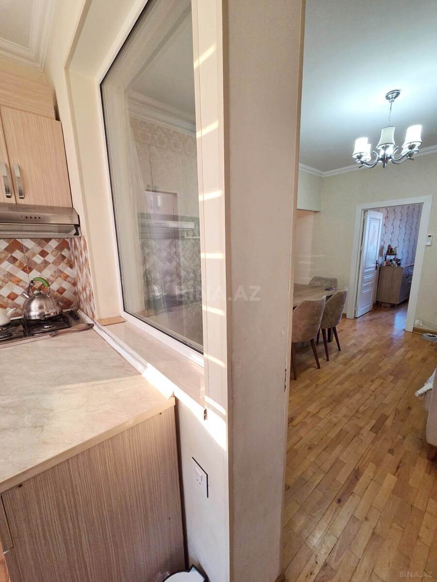 3 otaqlı Köhnə tikili, Gənclik m., Bakı