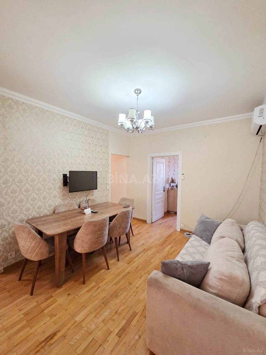 3 otaqlı Köhnə tikili, Gənclik m., Bakı