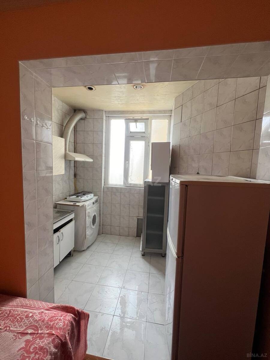 2 otaqlı Köhnə tikili, İnşaatçılar m., Bakı
