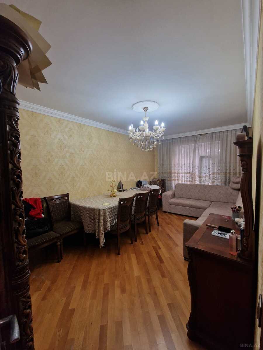 3 otaqlı Köhnə tikili, 9-cu mikrorayon q., Bakı