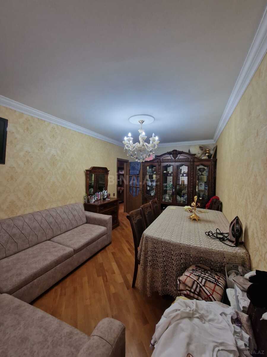 3 otaqlı Köhnə tikili, 9-cu mikrorayon q., Bakı